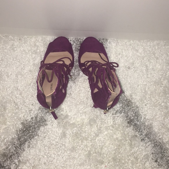 Wine coloured shoes for a night on the town! - Picture 4 of 4